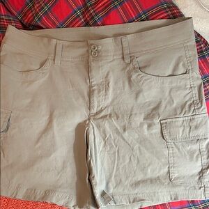 Eddie Bauer Women's Beige Shorts